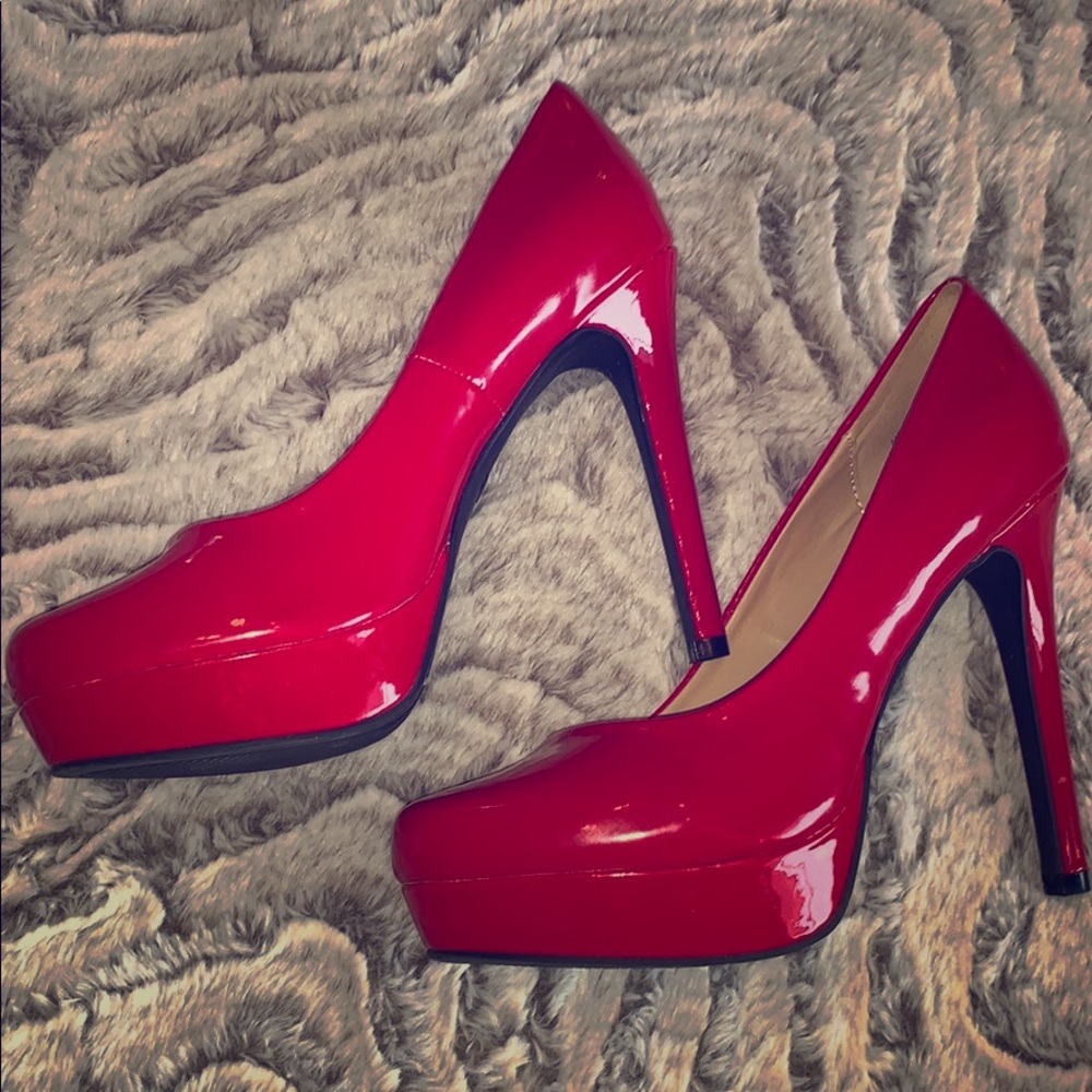 Bebe red heel